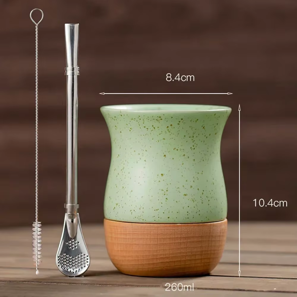 Mate de Cerámica Minimalista 260ml con Base de Madera y Bombilla